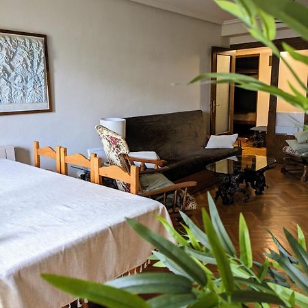 Piso Grande La Vina Appartement Biescas  Buitenkant foto