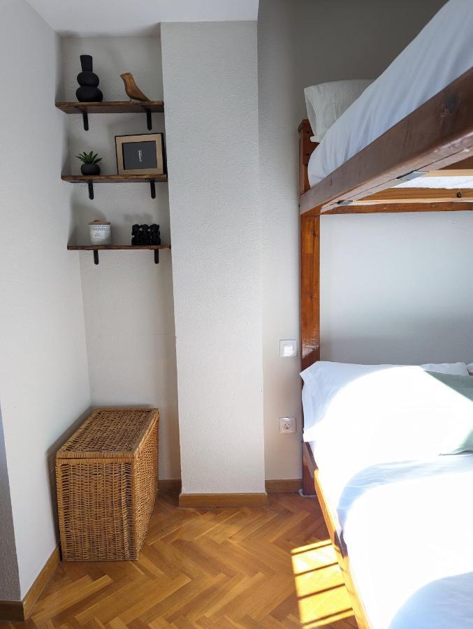 Piso Grande La Vina Appartement Biescas  Buitenkant foto